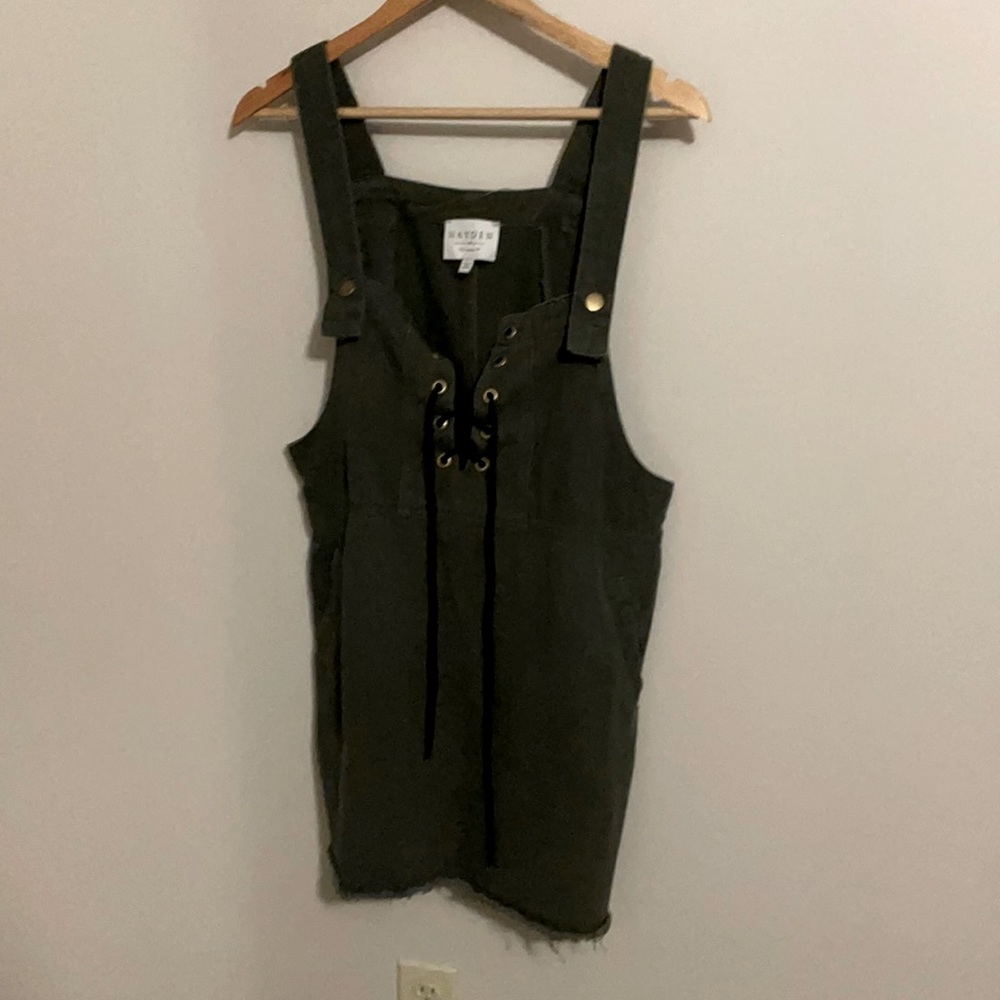 •overall dress•